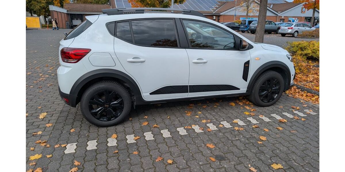 Dacia Sandero 20.000 km 16.100 &euro; Koblenz 56072