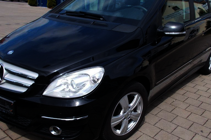 Mercedes-Benz B 180 149.214 km 4.990 &euro; Kitzingen 97318