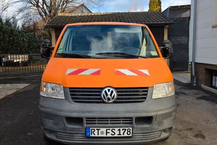 VW T5 Transporter 235.318 km 7.999 &euro; Reutlingen 72766