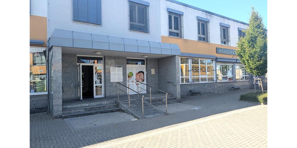 42,61 m² Bürofläche im Carrée Wolfen – ideal für Fahrschule, Kosmetik oder Beratung zimmer