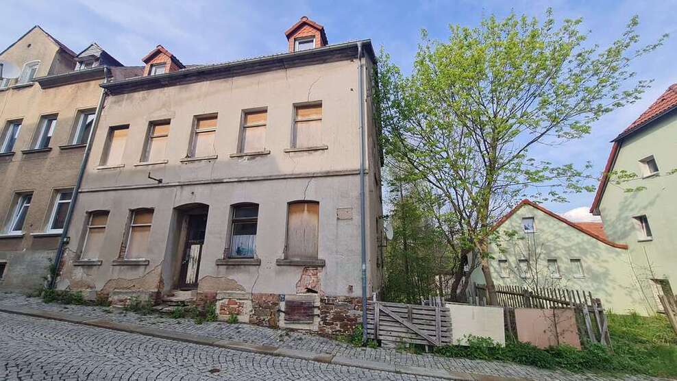 Haus zum Kaufen in Großschirma-Siebenlehn 40.000 € 163 m²