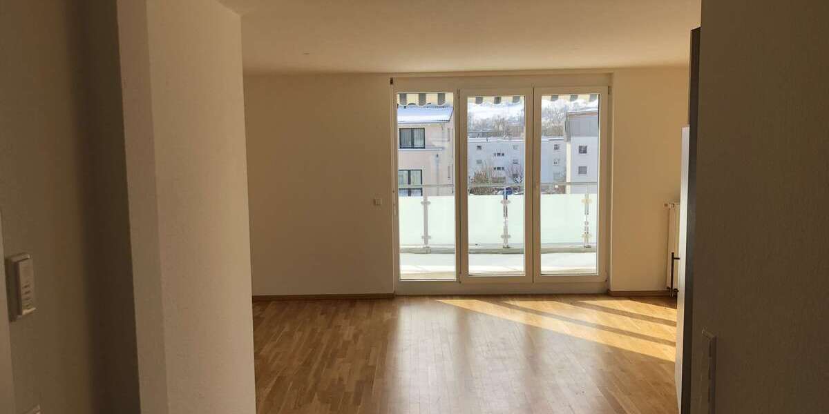 Etagenwohnung Lörrach Tumringen - 2 Zimmer, 65 m&sup2;, 930&euro; | Angebot:26913054
