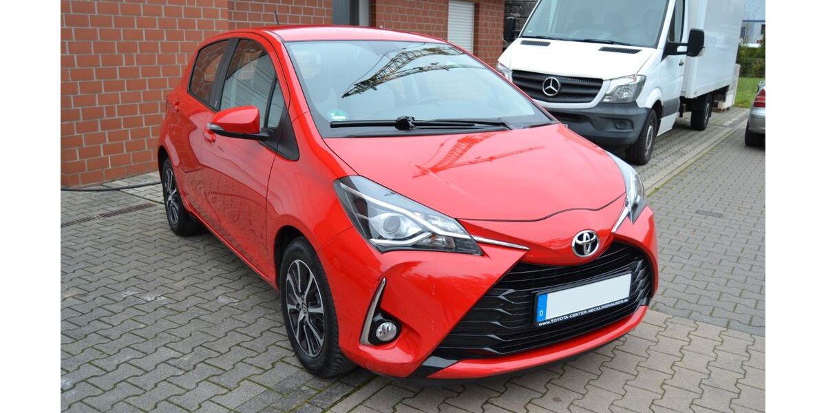 Toyota Yaris 67.900 km 11.950 &euro; Rietberg 33397