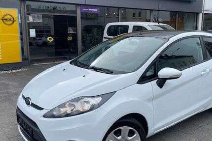 Ford Fiesta 122.959 km 4.950 &euro; Brühl 50321