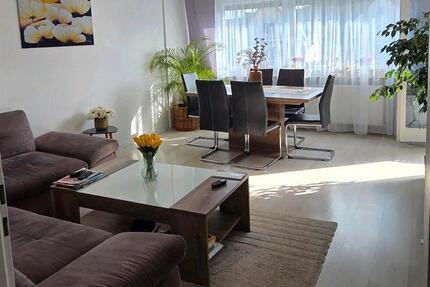 Wohnung Villingen-Schwenningen Schwenningen - 2.5 Zimmer, 67 m&sup2;, 175.000&euro; | Angebot:25405612