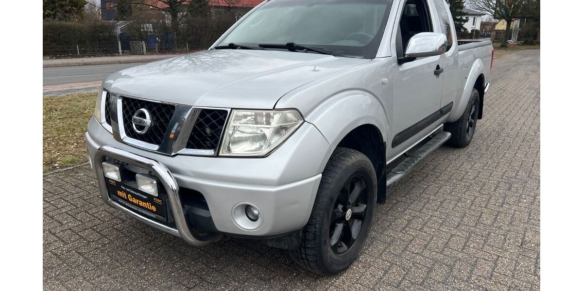 Nissan Navara 150.000 km 8.800 &euro; Berlin 13158