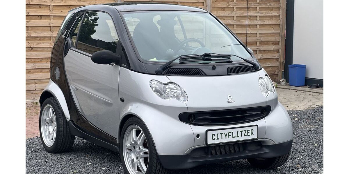 Smart ForTwo 180.224 km 3.990 &euro; Rellingen 25462