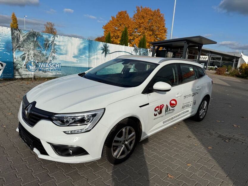Renault Megane 146.544 km 8.640 € Laupheim 88471