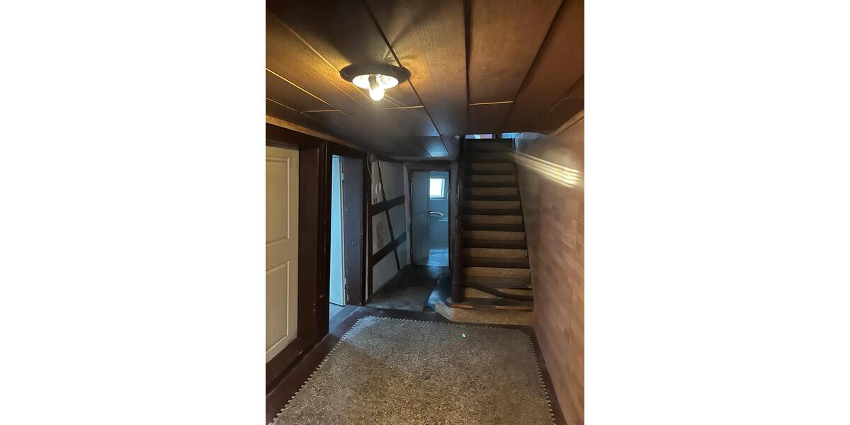 Einfamilienhaus Lauingen (Donau) - 4 Zimmer, 90 m&sup2;, 95.000&euro; | Angebot:25614692