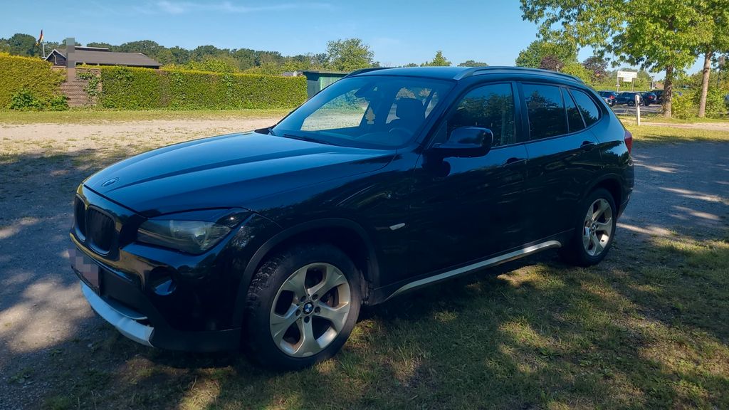 BMW X1 210.300 km 4.900 &euro; Freiburg 79108