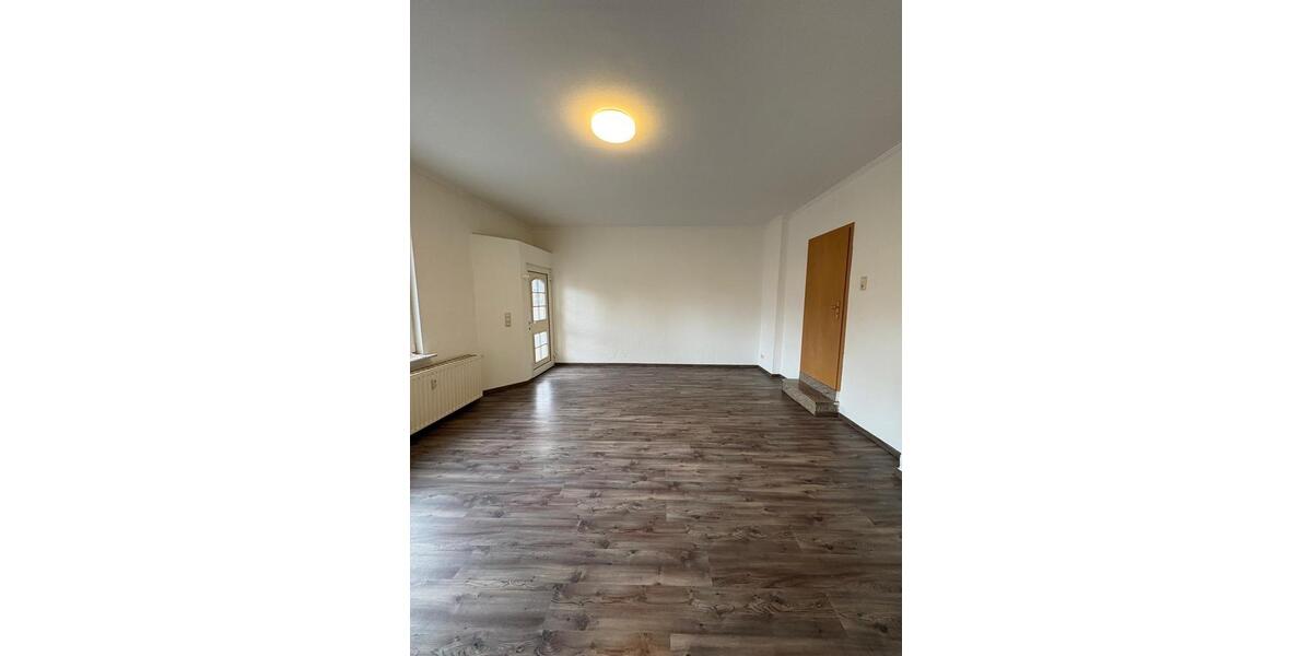 Erdgeschoßwohnung Gummersbach - 3 Zimmer, 73 m&sup2;, 875&euro; | Angebot:25055013