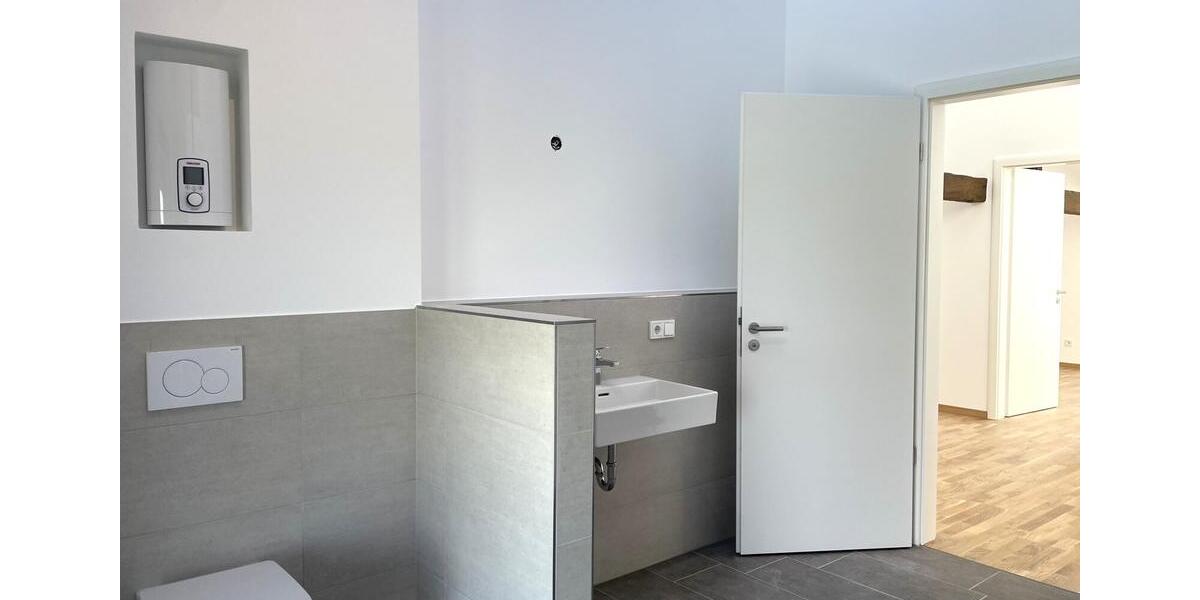 Einfamilienhaus Lohmar - 2 Zimmer, 107 m&sup2;, 1.477&euro; | Angebot:24586941