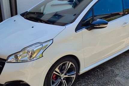 Peugeot 208 58.110 km 16.000 &euro; Wasserburg am Bodensee 88142