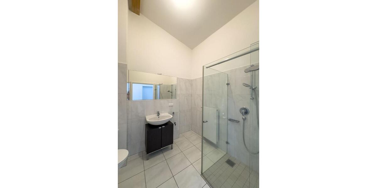Dachgeschoßwohnung Göttingen Oststadt - 3 Zimmer, 65 m&sup2;, 299.000&euro; | Angebot:26293971