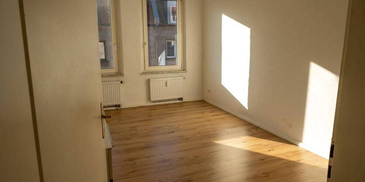 Etagenwohnung Nürnberg Sündersbühl - 4 Zimmer, 96 m&sup2;, 1.250&euro; | Angebot:26434460