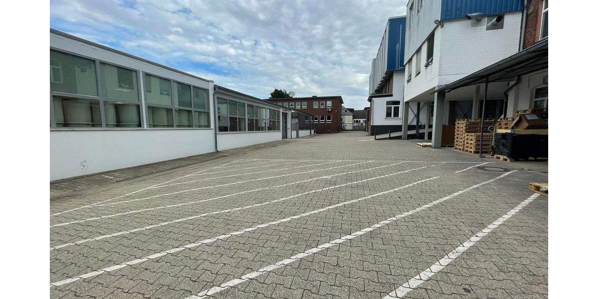 Moderner Gewerbepark mit über 11.000 m² Büro-, Lager- und Produktionsfläche zimmer