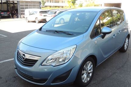 Opel Meriva 73.000 km 6.999 &euro; Metzingen 72555