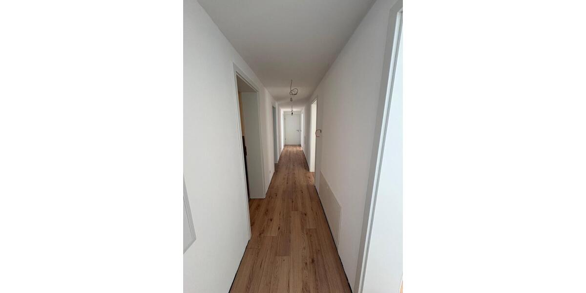 Etagenwohnung Hohenroth - 3 Zimmer, 95 m&sup2;, 850&euro; | Angebot:26525657