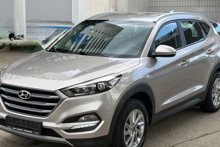 Hyundai TUCSON 162.000 km 10.900 &euro; Ludwigshafen 67059