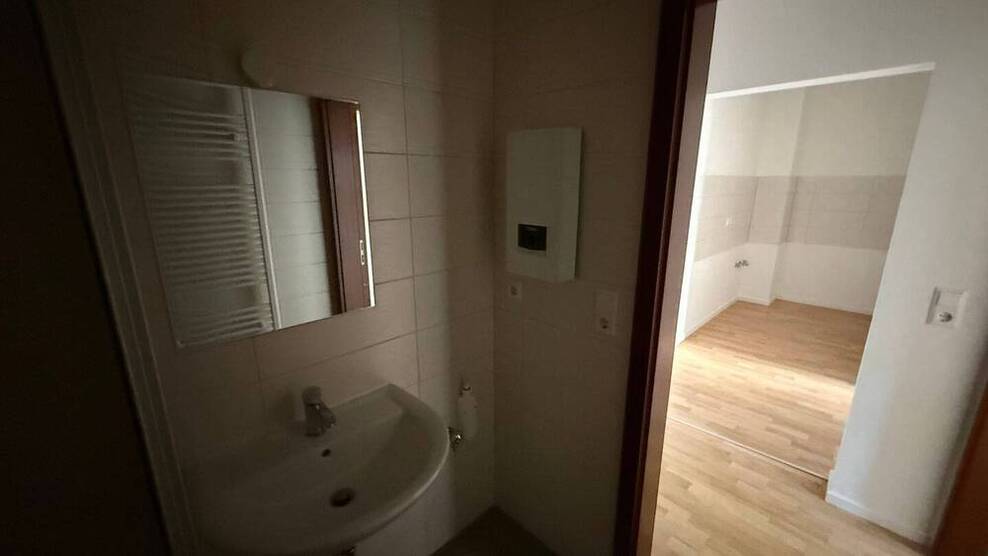 Großes WohnZimmer - offene Küche u.v.m.