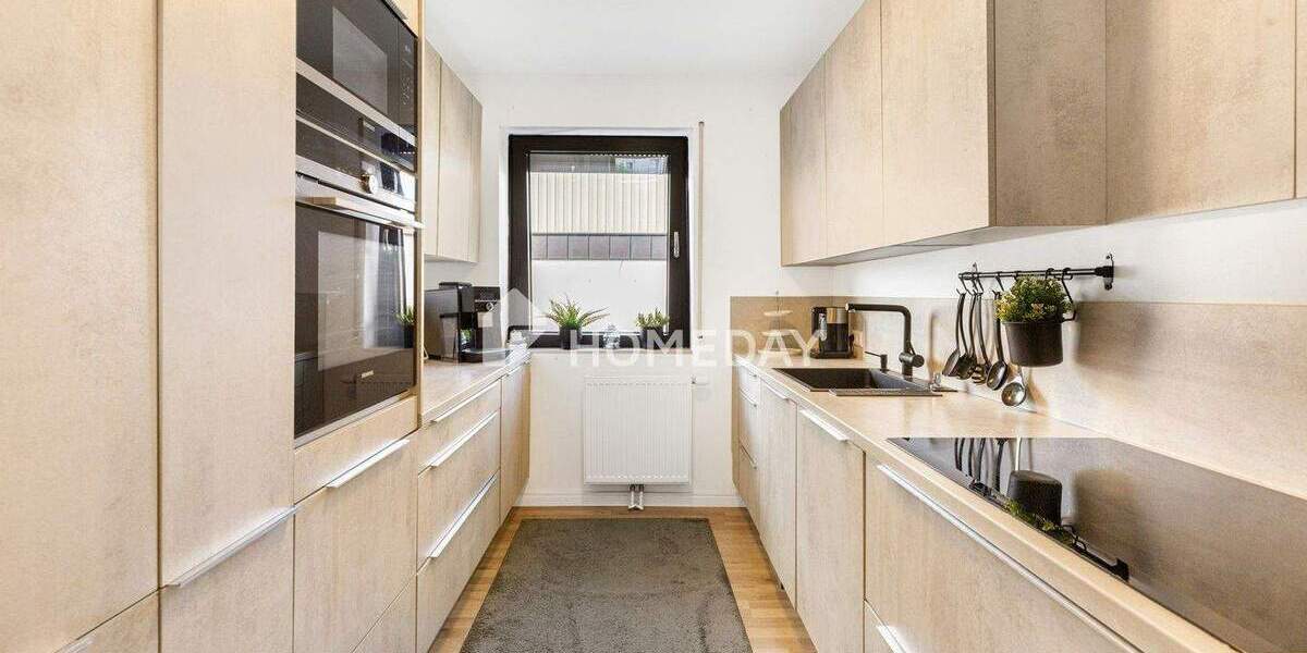 Reihenmittelhaus Erlangen Bruck - 7 Zimmer, 138 m&sup2;, 645.000&euro; | Angebot:25265172