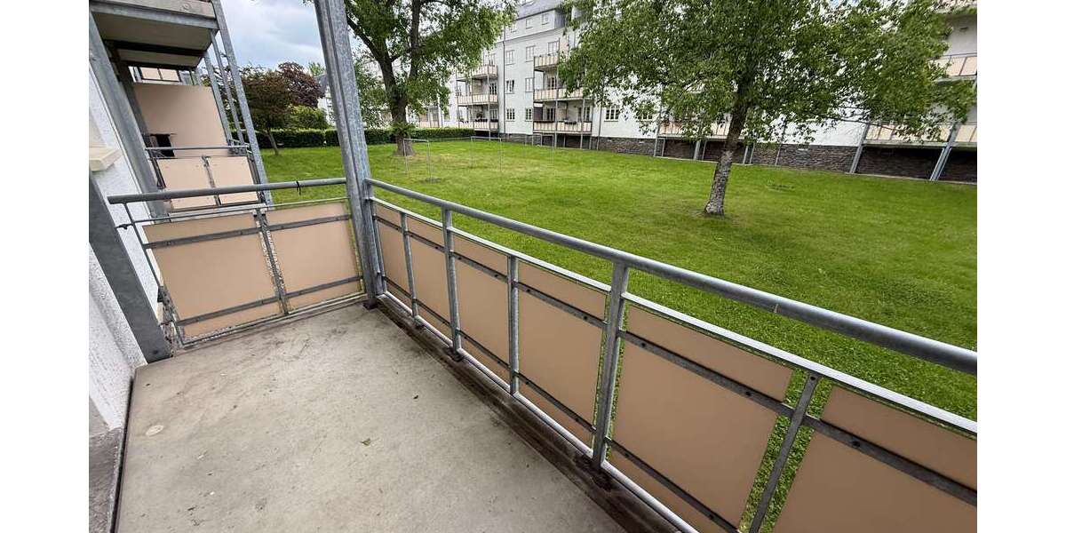 Etagenwohnung Chemnitz Bernsdorf - 1 Zimmer, 37 m&sup2;, 250&euro; | Angebot:25626551