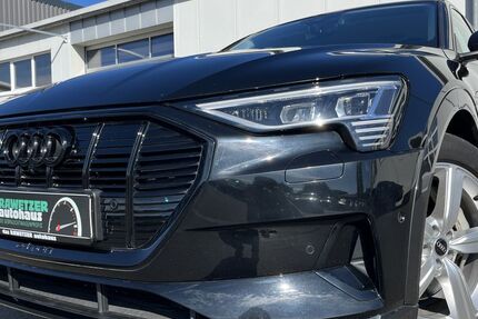 Audi e-tron 37.920 km 29.860 &euro; Marktredwitz 95615