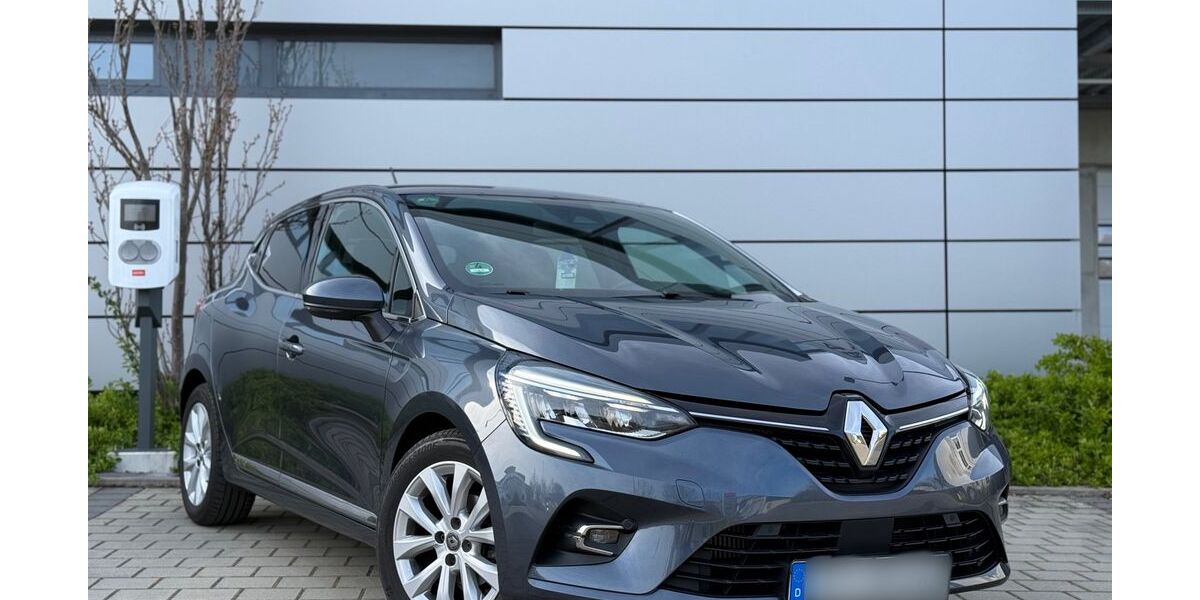 Renault Clio 65.000 km 12.700 &euro; Stuttgart 70173
