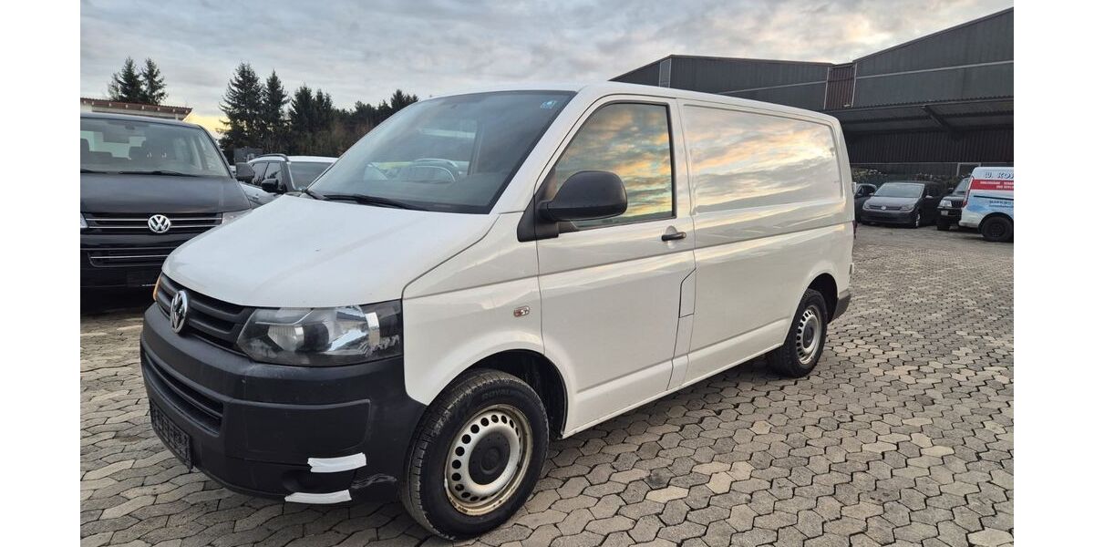 VW T5 Transporter 340.000 km 4.950 &euro; Erbach bei Ulm 89155