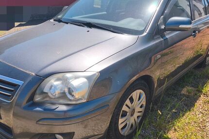 Toyota Avensis 265.880 km 3.000 &euro; Losheim am See 66679