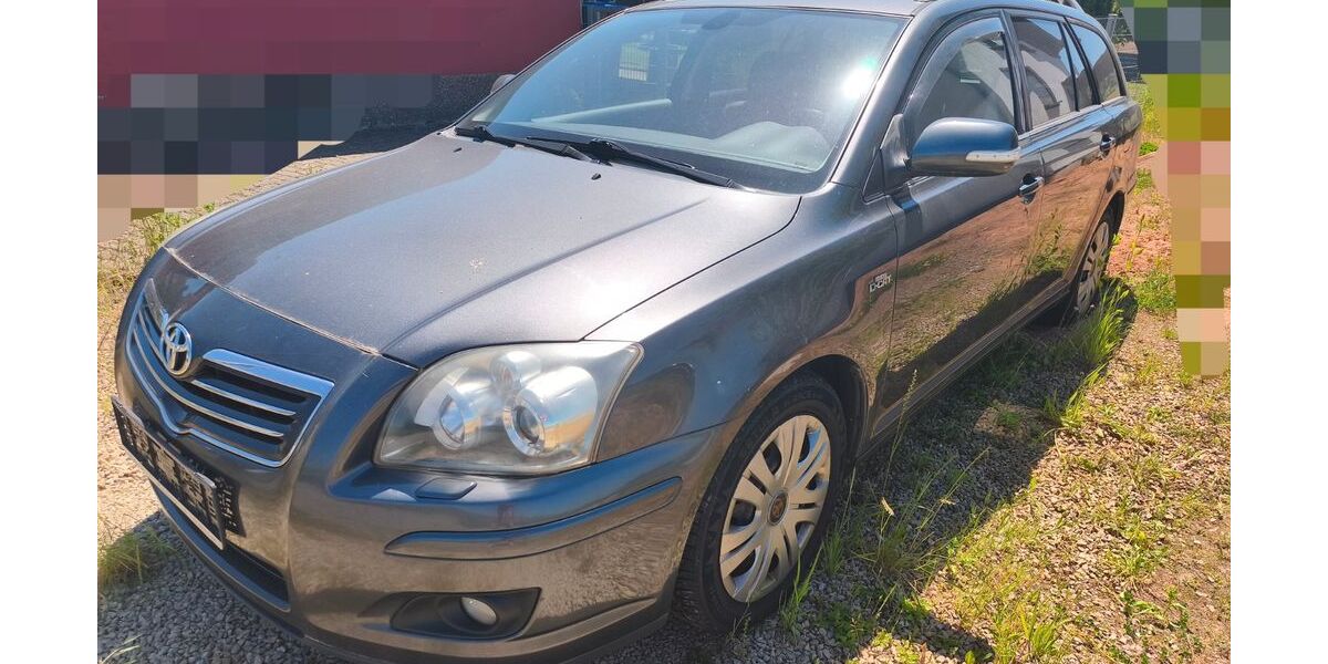 Toyota Avensis 265.880 km 3.000 &euro; Losheim am See 66679