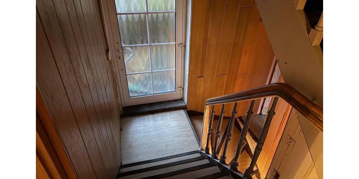 Doppelhaushälfte Altena - 10 Zimmer, 169 m&sup2;, 149.000&euro; | Angebot:23760283