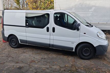 Opel Vivaro 312.000 km 7.800 &euro; ludwigshafen am rhein 67063