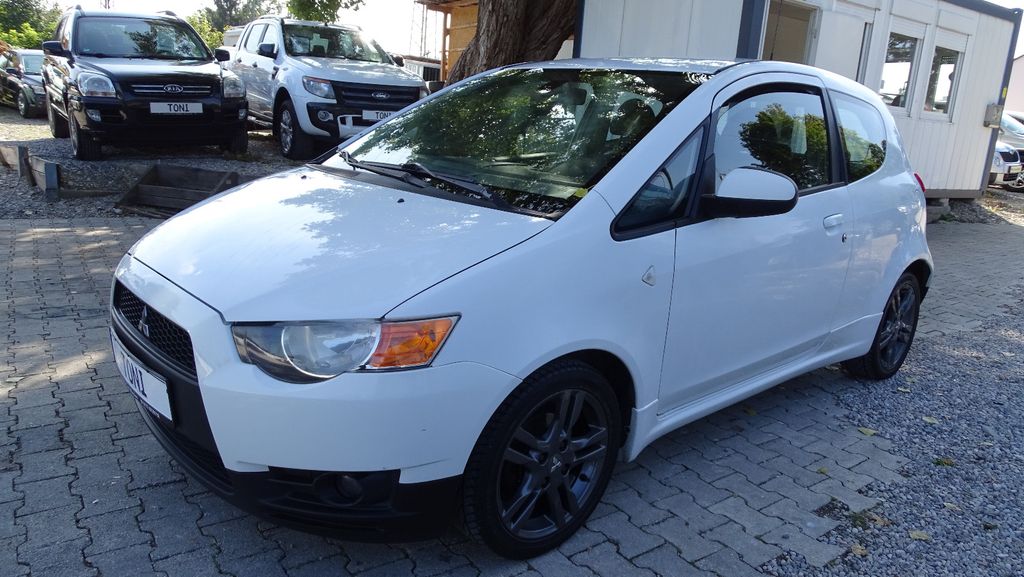 Mitsubishi Colt 199.900 km 1.300 € München 81243
