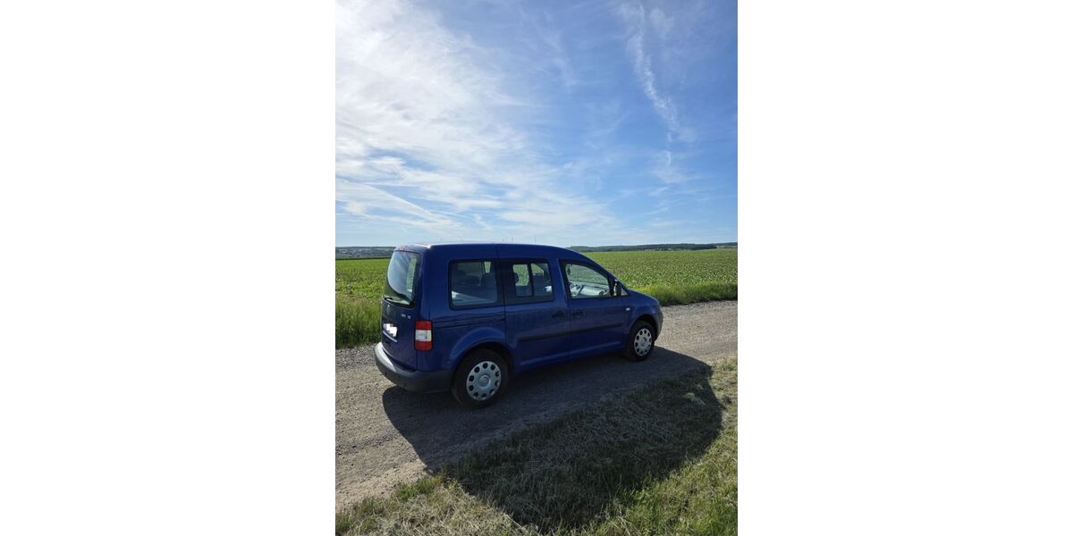 VW Caddy 140.000 km 4.900 &euro; Poppenhausen 97490