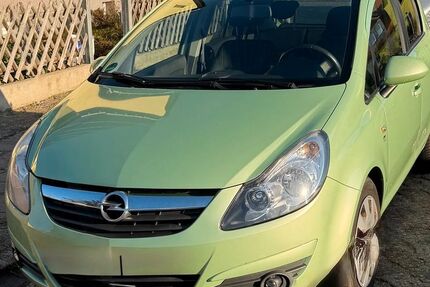 Opel Corsa 141.000 km 3.200 &euro; Genthin 39307