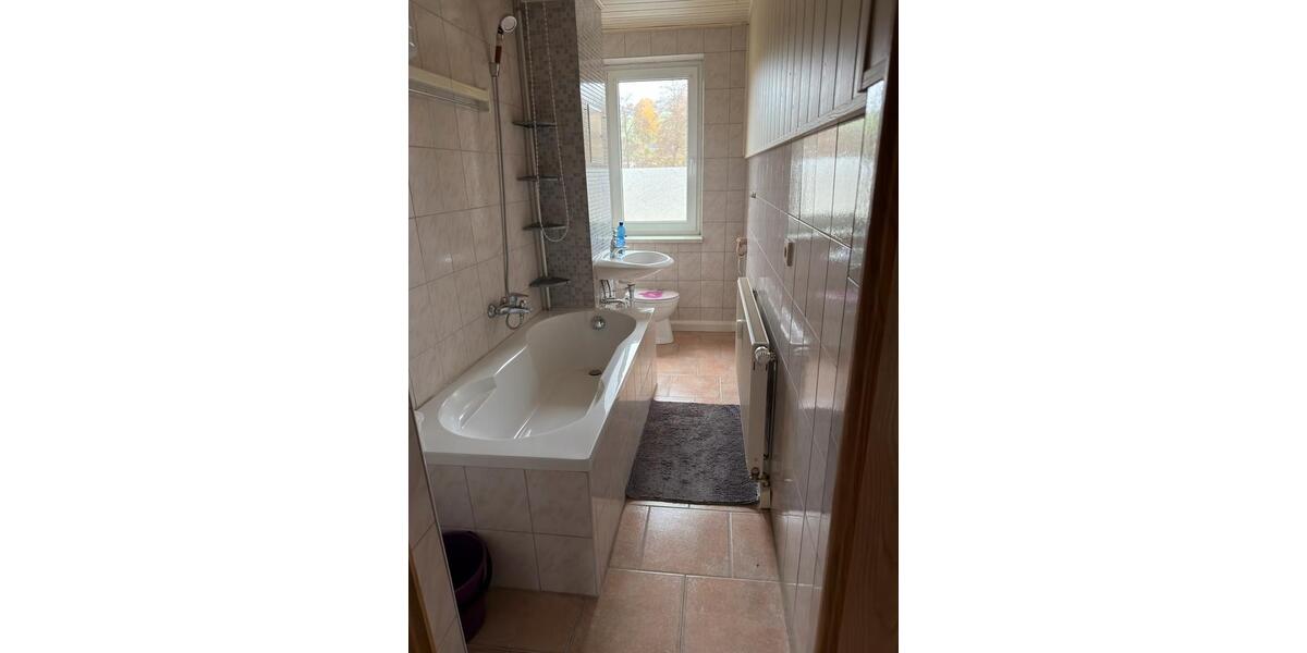 Etagenwohnung Markneukirchen - 3 Zimmer, 56 m&sup2;, 290&euro; | Angebot:25397183