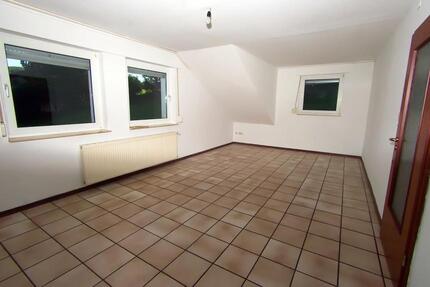 Sehr schöne DG - Wohnung in ruhiger Lage von Sundern - Seidfeld 4 zimmer